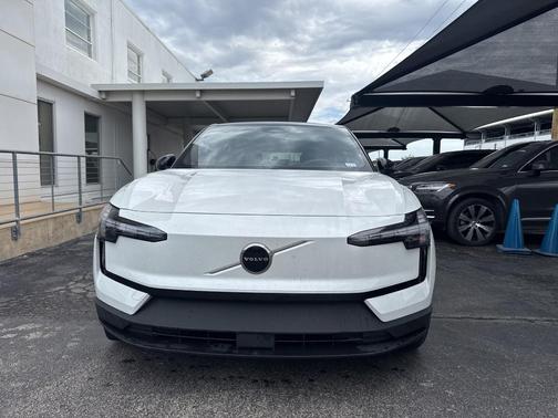 Crystal White 2025 Volvo EX30 Twin Motor Plus