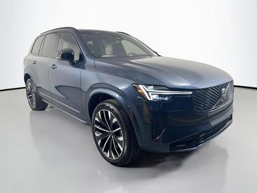 2026 Volvo XC90 B6 Ultra Dark Theme 7-Seater