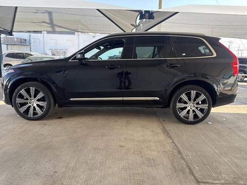 2023 Volvo XC90 B6 Ultimate 7-Seater
