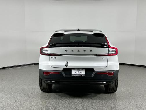 2024 Volvo C40 Recharge Pure Electric Twin Ultimate
