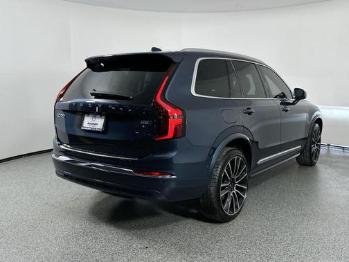2026 Volvo XC90 B5 Plus 7-Seater