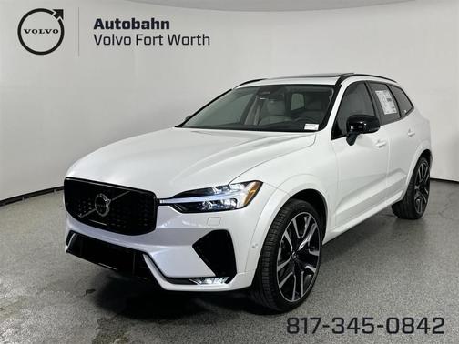 2025 Volvo XC60 B5 Ultra