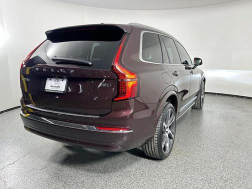 2026 Volvo XC90 B5 Plus 7-Seater