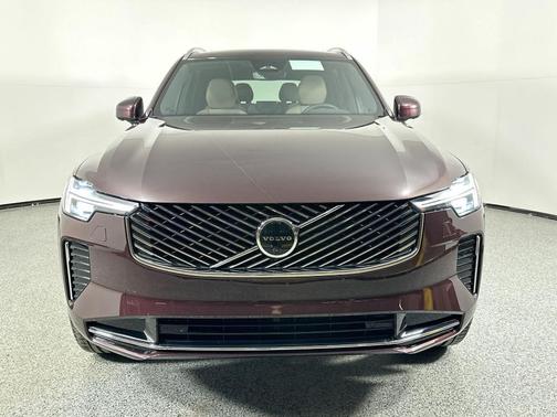 2026 Volvo XC90 B5 Plus 7-Seater