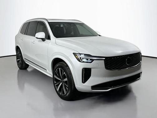 2025 Volvo XC90 B6 Core