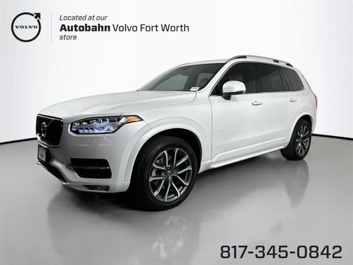 2017 Volvo XC90 T6 Momentum
