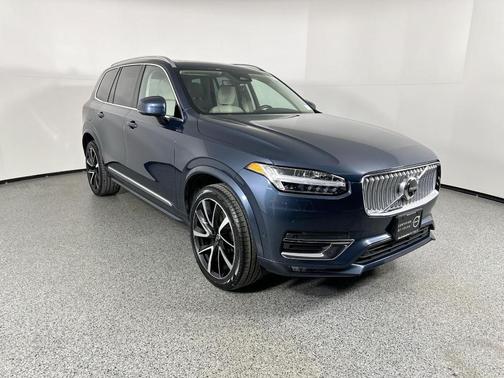 2023 Volvo XC90 B6 Plus 6-Seater