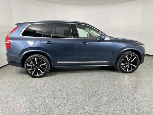 2023 Volvo XC90 B6 Plus 6-Seater