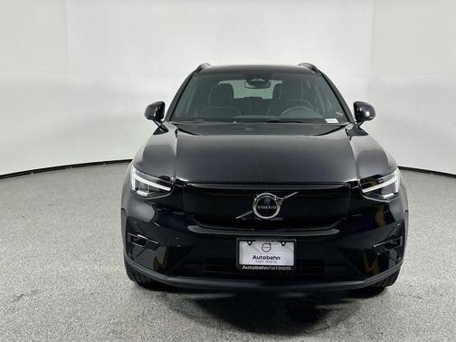 2023 Volvo XC40 Recharge Pure Electric Twin Plus