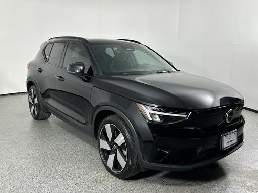2023 Volvo XC40 Recharge Pure Electric Twin Plus