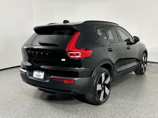 2023 Volvo XC40 Recharge Pure Electric Twin Plus