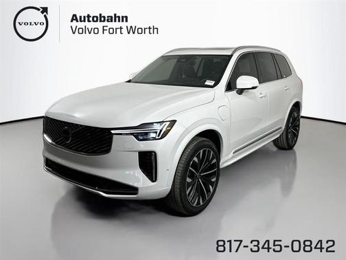 Crystal White Metallic 2025 Volvo XC90 Plug-In Hybrid T8 Ultra 7-Seater