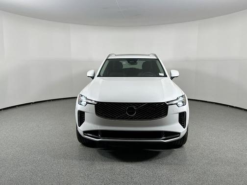 2025 Volvo XC90 Plug-In Hybrid T8 Ultra 7-Seater