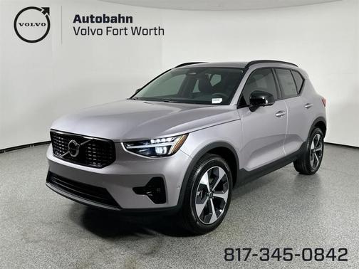 2026 Volvo XC40 B5 Plus