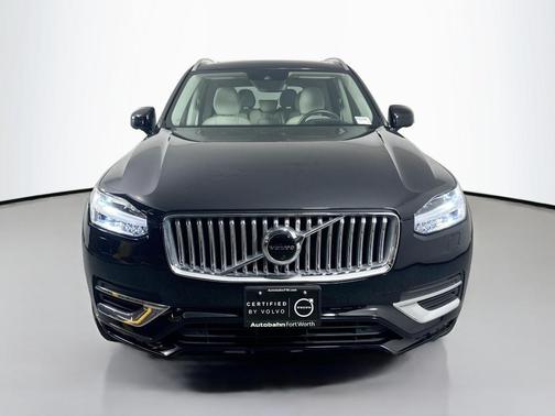 2024 Volvo XC90 B5 Plus Bright Theme