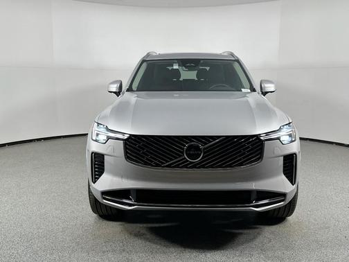 2025 Volvo XC90 Plug-In Hybrid T8 Plus 7-Seater