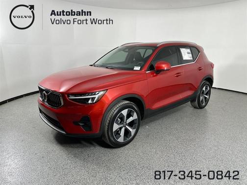 2024 Volvo XC40 B5 Plus Bright Theme