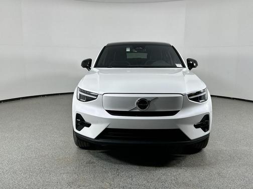 2024 Volvo C40 Recharge Pure Electric Twin Plus
