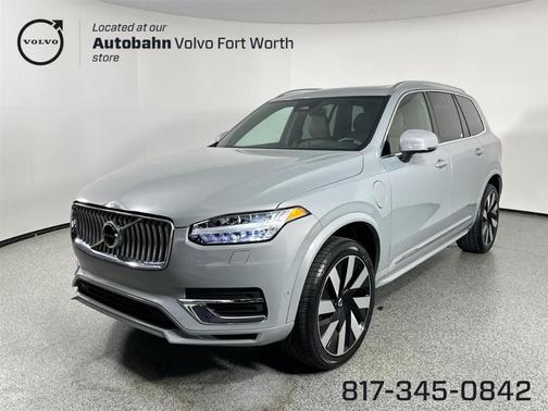 2024 Volvo XC90 Recharge Plug-In Hybrid T8 Plus Bright Theme 7 Passenger