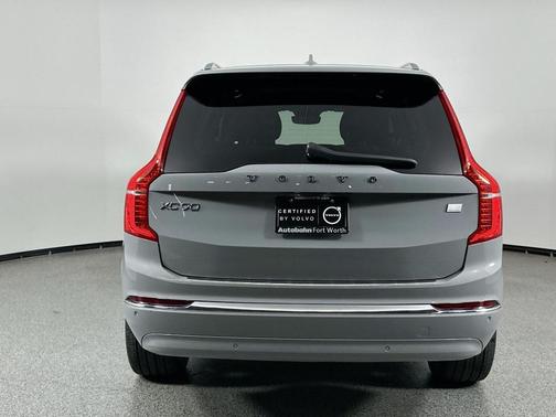2024 Volvo XC90 Recharge Plug-In Hybrid T8 Plus Bright Theme 7 Passenger