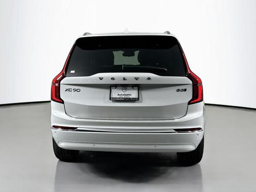 2026 Volvo XC90 B5 Plus 6-Seater
