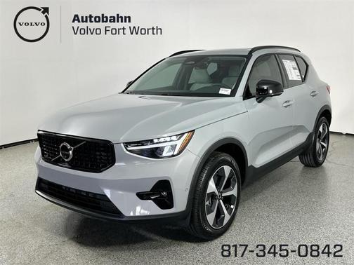 2026 Volvo XC40