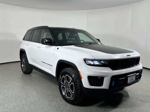 2024 Jeep Grand Cherokee 4xe Trailhawk