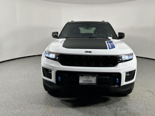 2024 Jeep Grand Cherokee 4xe Trailhawk