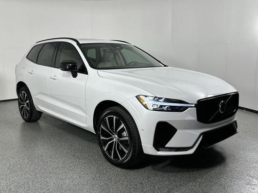 2025 Volvo XC60 B5 Plus