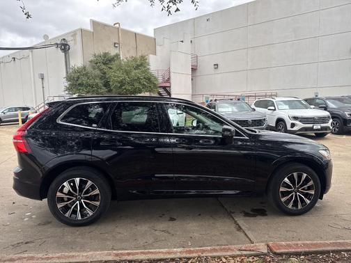 2023 Volvo XC60 B5 Core