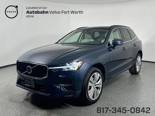 2022 Volvo XC60 B5 Momentum