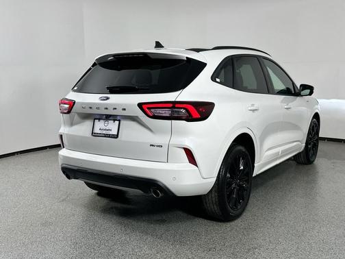 2023 Ford Escape ST-Line Elite