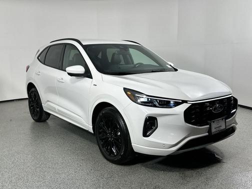 2023 Ford Escape ST-Line Elite
