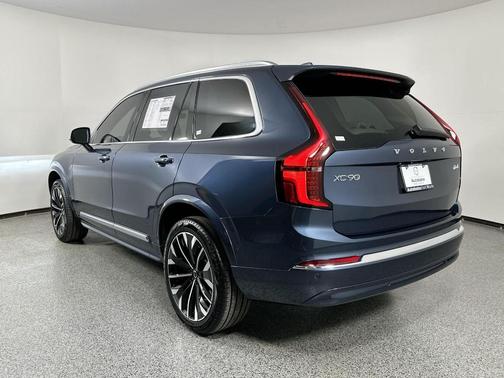2026 Volvo XC90 B6 Ultra 7-Seater