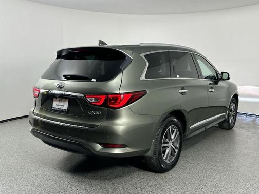 2017 INFINITI QX60 Base