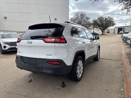 2018 Jeep Cherokee Latitude Plus