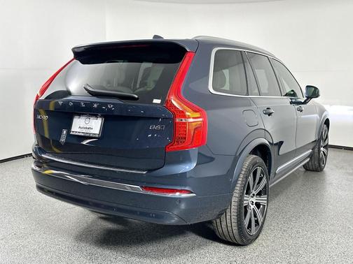 2025 Volvo XC90 B6 Ultra