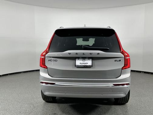 2024 Volvo XC90 B6 Plus Bright Theme 7-Seater