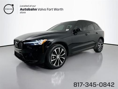 2023 Volvo XC60 B5 Plus Dark Theme