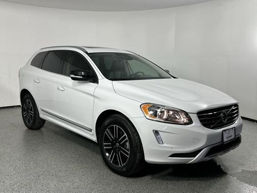 2017 Volvo XC60 T5 Dynamic