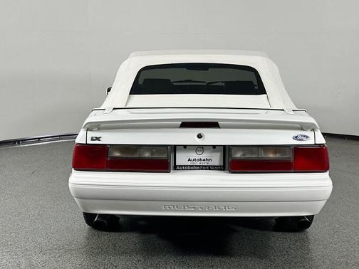1993 Ford Mustang LX 5.0L Sport