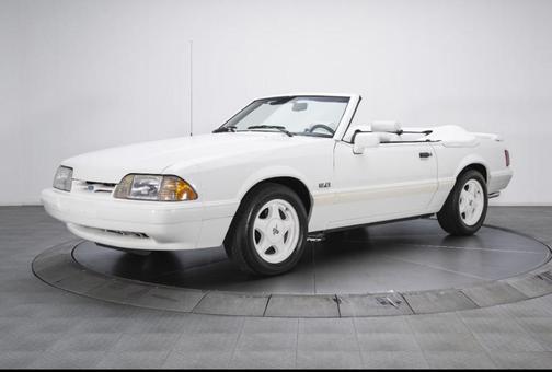 1993 Ford Mustang LX 5.0L Sport