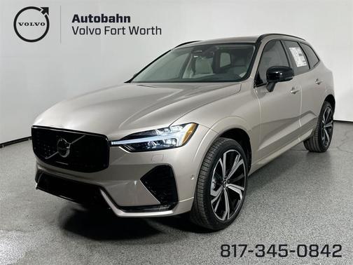 2025 Volvo XC60 B5 Ultra
