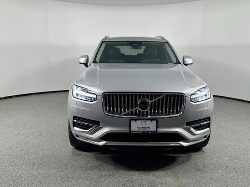 2024 Volvo XC90 B6 Ultimate Bright Theme 6-Seater