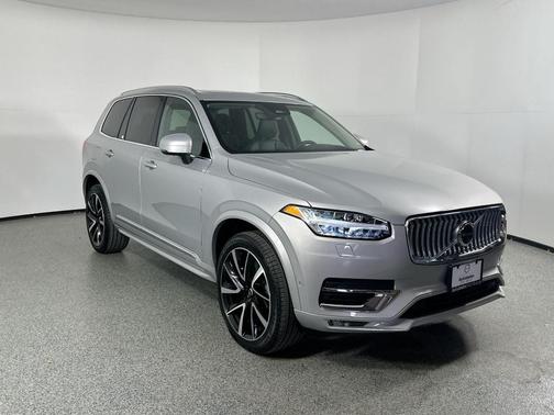 2024 Volvo XC90 B6 Ultimate Bright Theme 6-Seater
