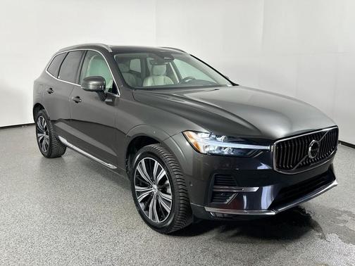 2022 Volvo XC60 B6 Inscription