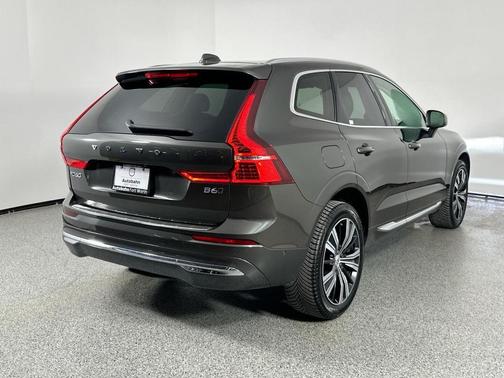 2022 Volvo XC60 B6 Inscription