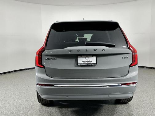 2025 Volvo XC90 Plug-In Hybrid T8 Plus 7-Seater