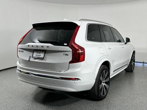 2025 Volvo XC90 Plug-In Hybrid T8 Ultra 6-Seater
