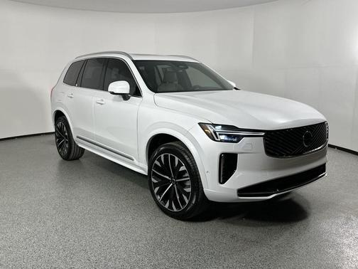 2025 Volvo XC90 Plug-In Hybrid T8 Plus 7-Seater